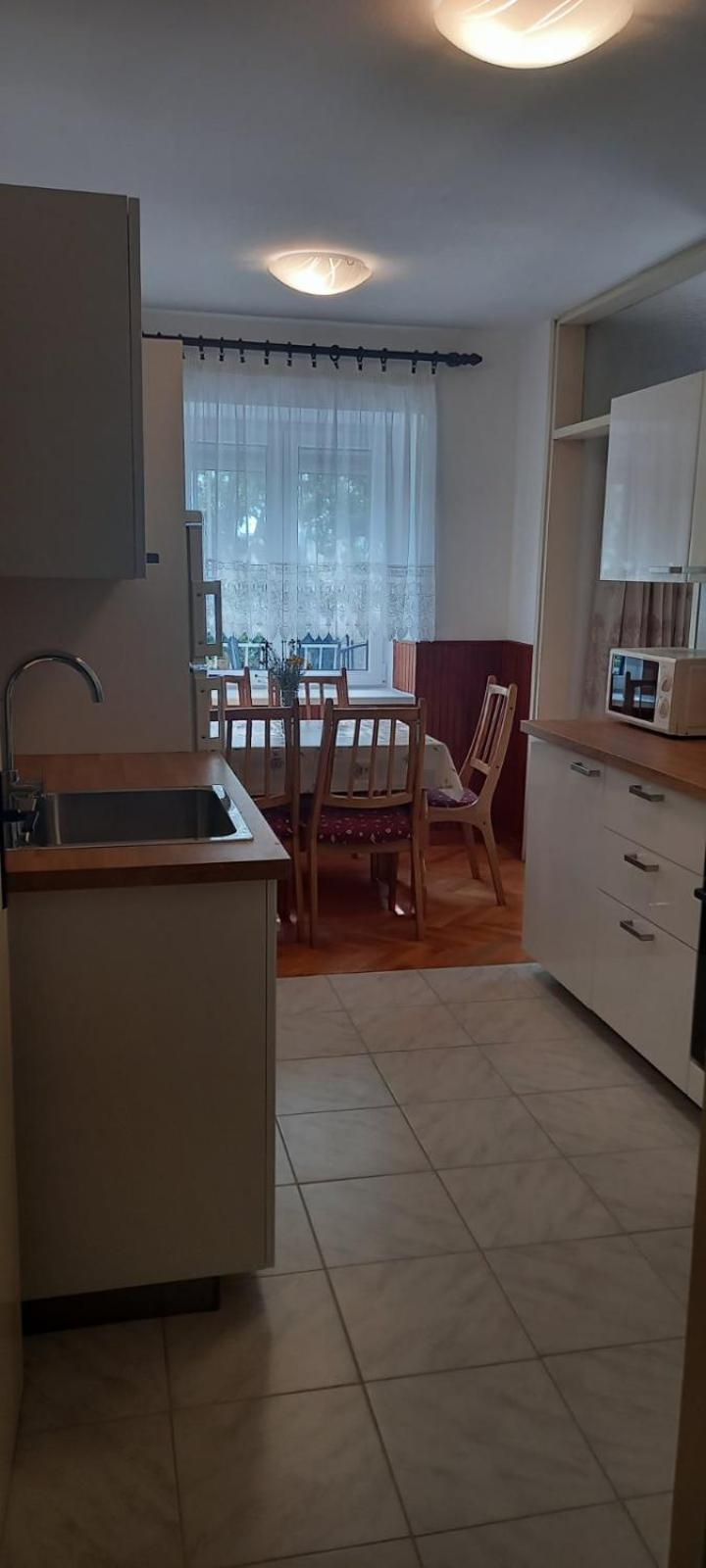 Apartment Tomislav Сень Екстер'єр фото